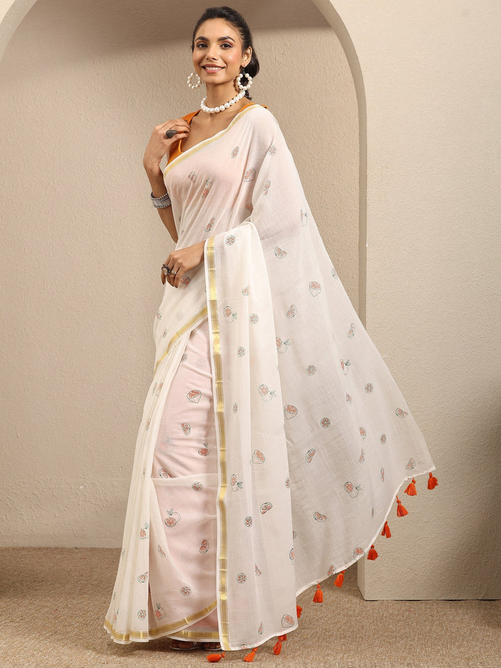 Off White Printed Cotton Blend Saree With Unstitched Blouse Piece