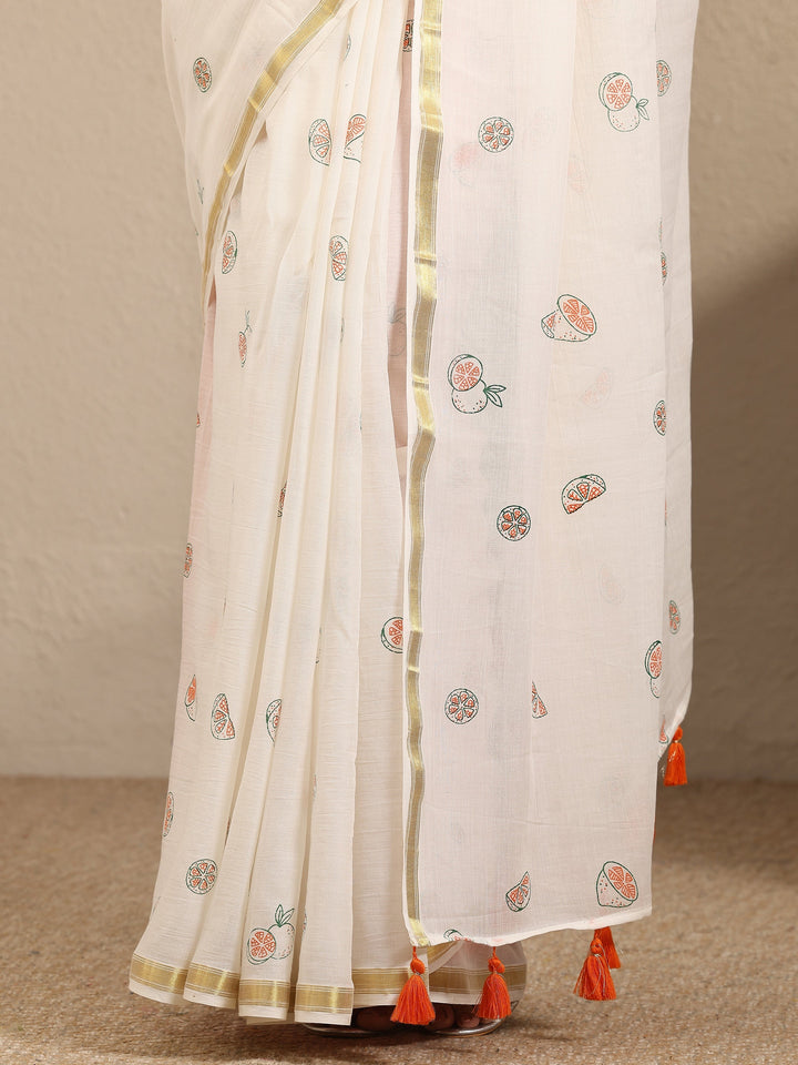 Off White Printed Cotton Blend Saree With Unstitched Blouse Piece