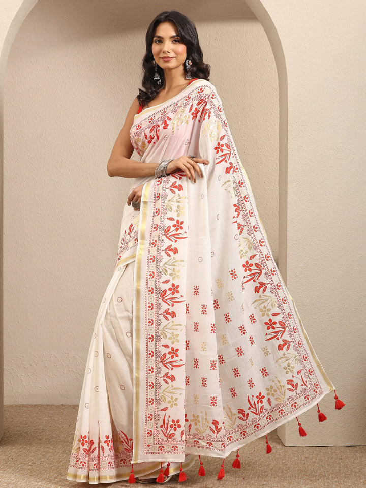 Off White Printed Cotton Blend Saree With Unstitched Blouse Piece