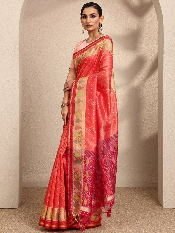 Coral Woven Design Banarsi Silk Blend Saree With Unstitched Blouse Piece