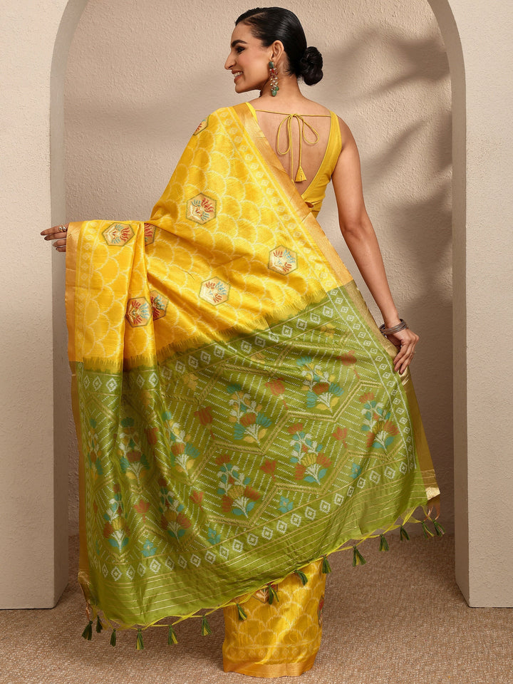 Yellow Woven Design Banarsi Silk Blend Saree With Unstitched Blouse Piece