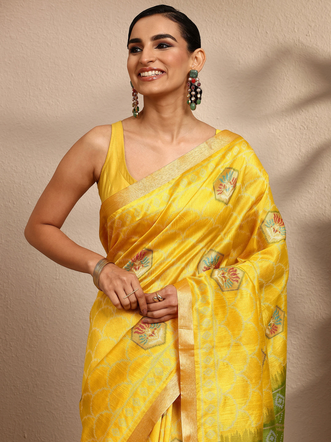 Yellow Woven Design Banarsi Silk Blend Saree With Unstitched Blouse Piece