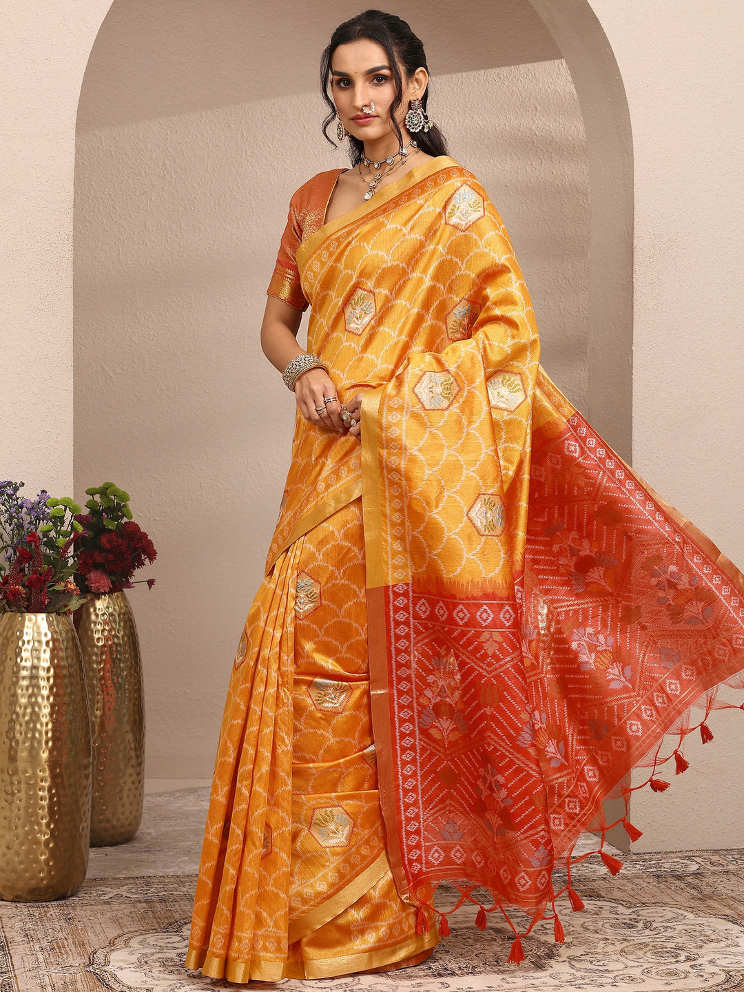 Mustard Woven Design Banarsi Silk Blend Saree With Unstitched Blouse Piece