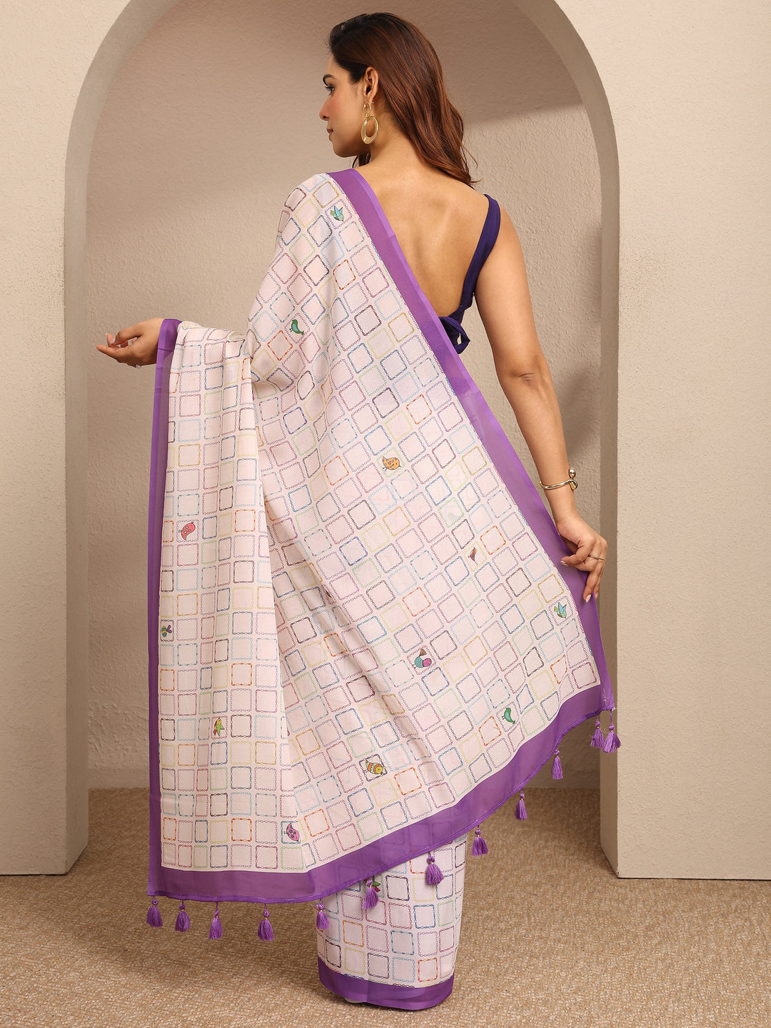 Multi Geometric Printed Cotton Blend Saree With Unstitched Blouse Piece