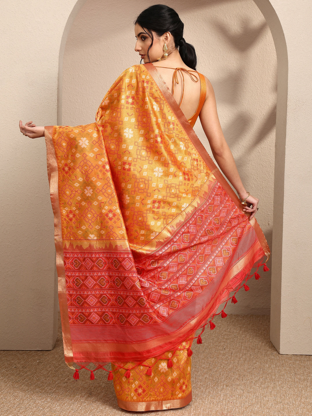 Mustard Woven Design Banarsi Silk Blend Saree With Unstitched Blouse Piece