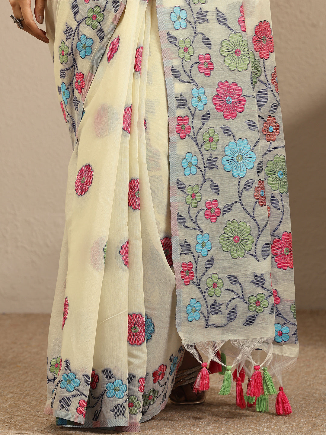 Off White Woven Design Cotton Blend Saree With Unstitched Blouse Piece