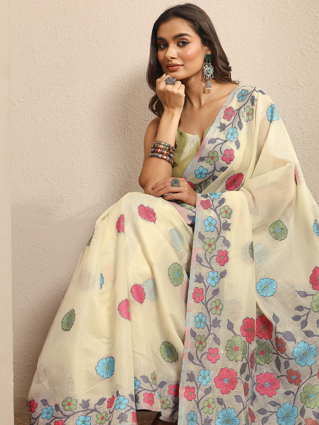 Off White Woven Design Cotton Blend Saree With Unstitched Blouse Piece