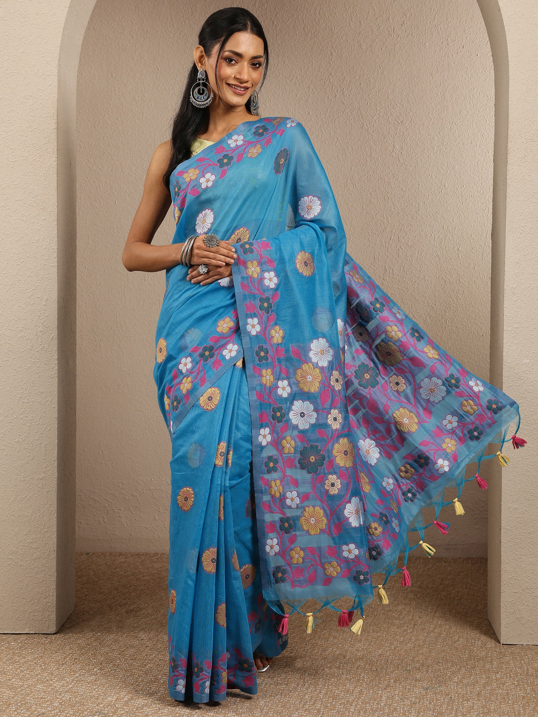 Blue Woven Design Cotton Blend Saree With Unstitched Blouse Piece