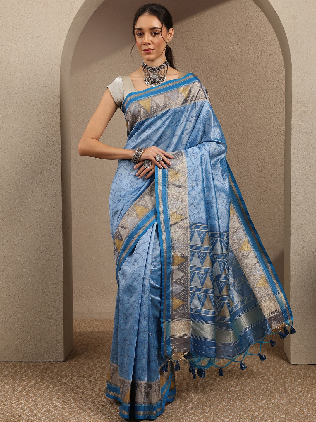 Blue Woven Design Silk Blend Saree With Unstitched Blouse Piece