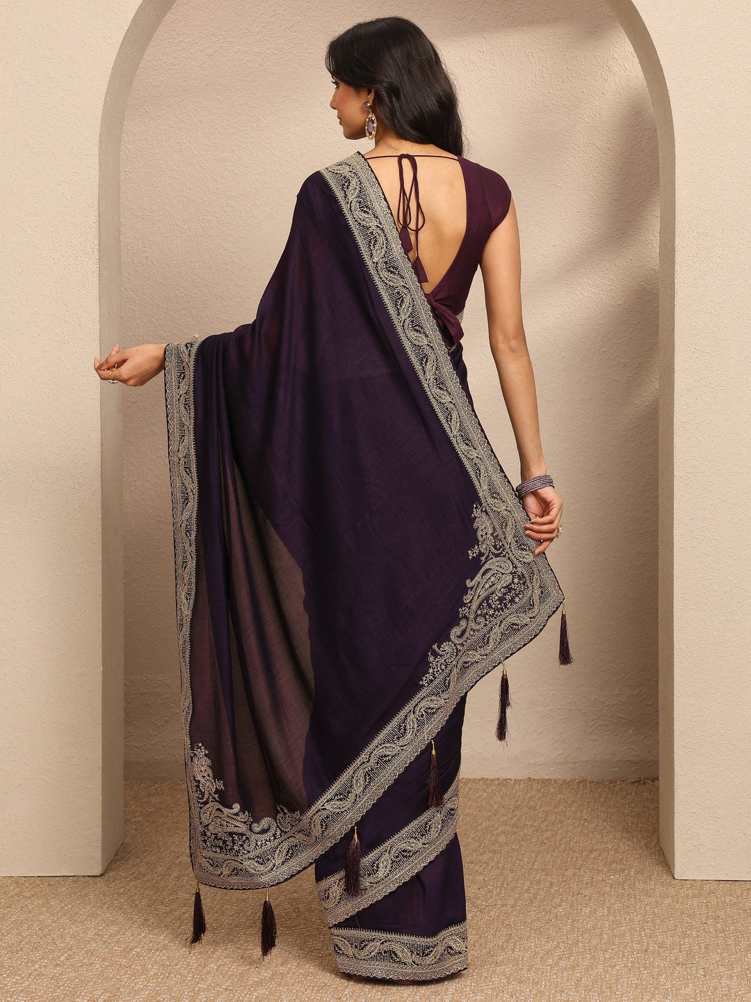 Burgundy Solid Georgette Saree With Unstitched Blouse Piece