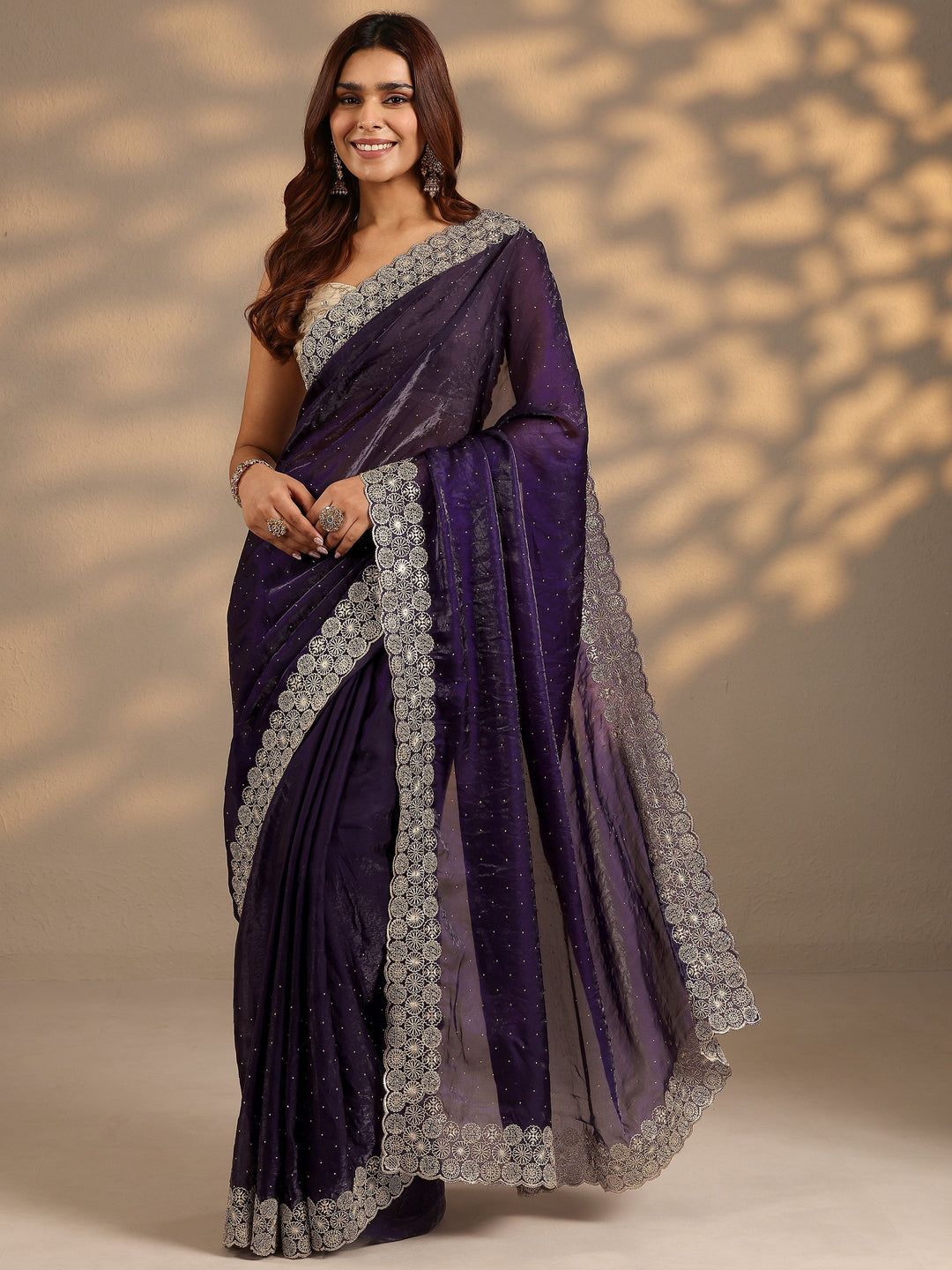 Purple Embellished Silk Blend Saree With Unstitched Blouse Piece