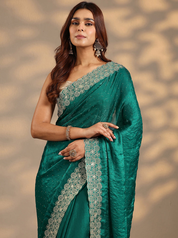 Green Embellished Silk Blend Saree With Unstitched Blouse Piece