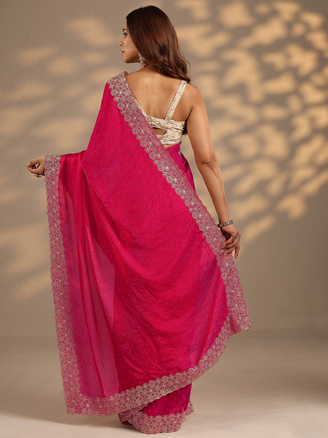 Pink Embellished Silk Blend Saree With Unstitched Blouse Piece