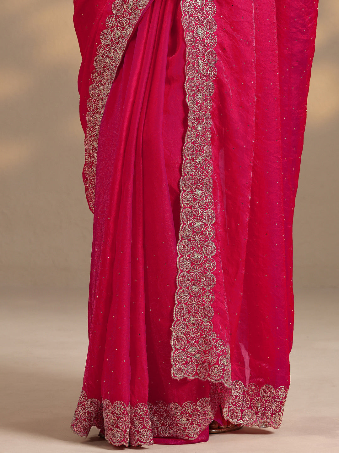 Pink Embellished Silk Blend Saree With Unstitched Blouse Piece