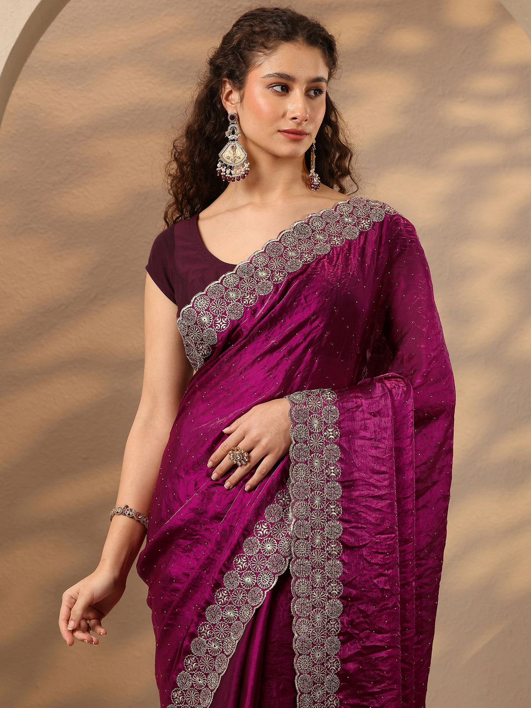 Magenta Embellished Silk Blend Saree With Unstitched Blouse Piece