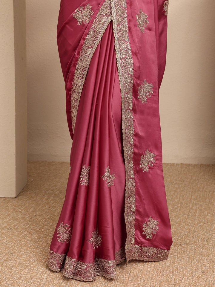 Peach Embroidered Silk Blend Saree With Unstitched Blouse Piece