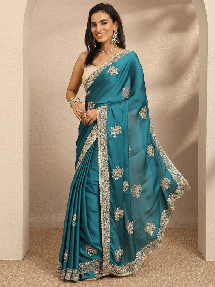 Blue Embroidered Silk Blend Saree With Unstitched Blouse Piece