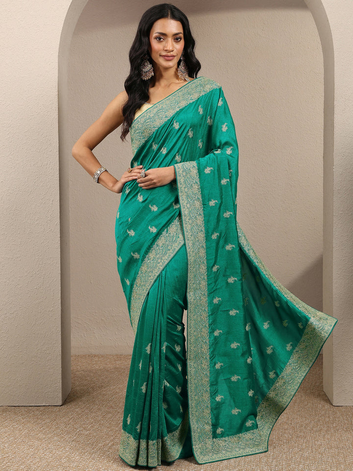 Green Embroidered Silk Blend Saree With Unstitched Blouse Piece