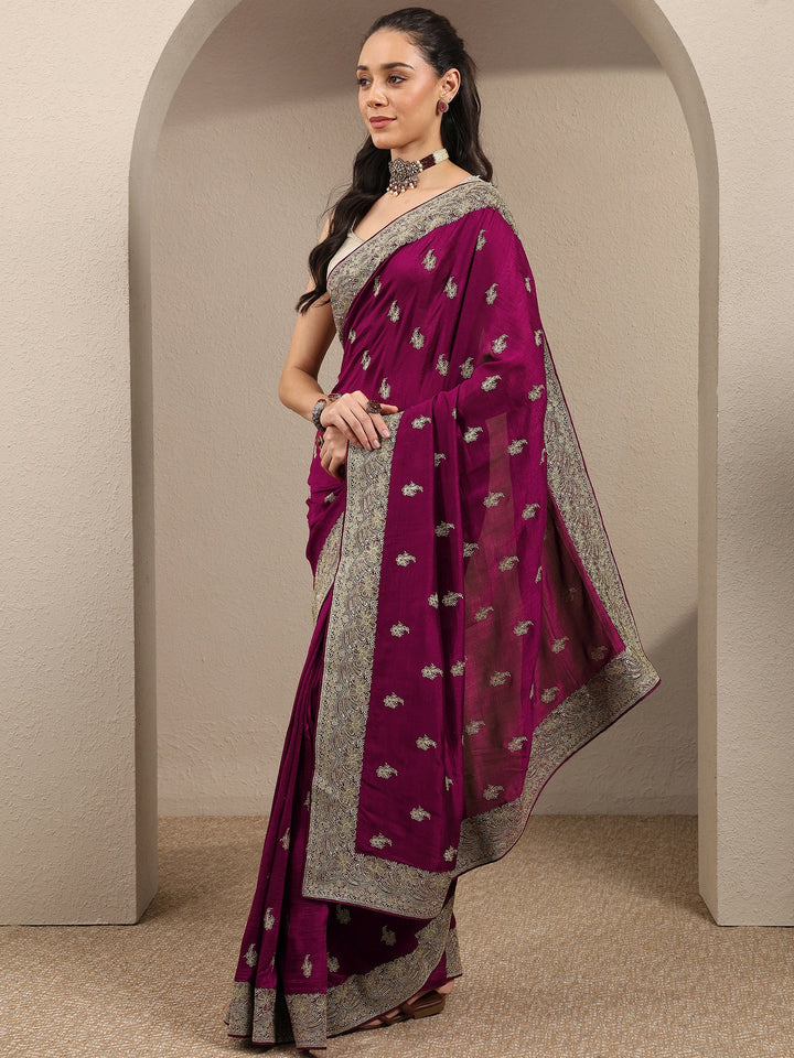 Magenta Embroidered Silk Blend Saree With Unstitched Blouse Piece