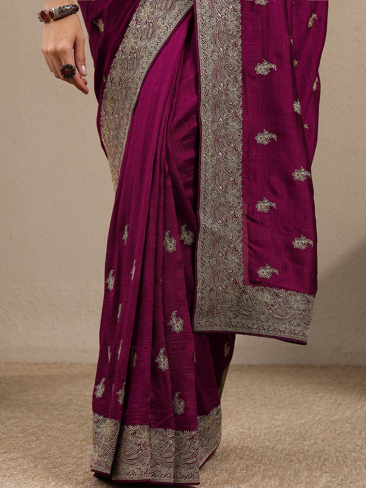 Magenta Embroidered Silk Blend Saree With Unstitched Blouse Piece
