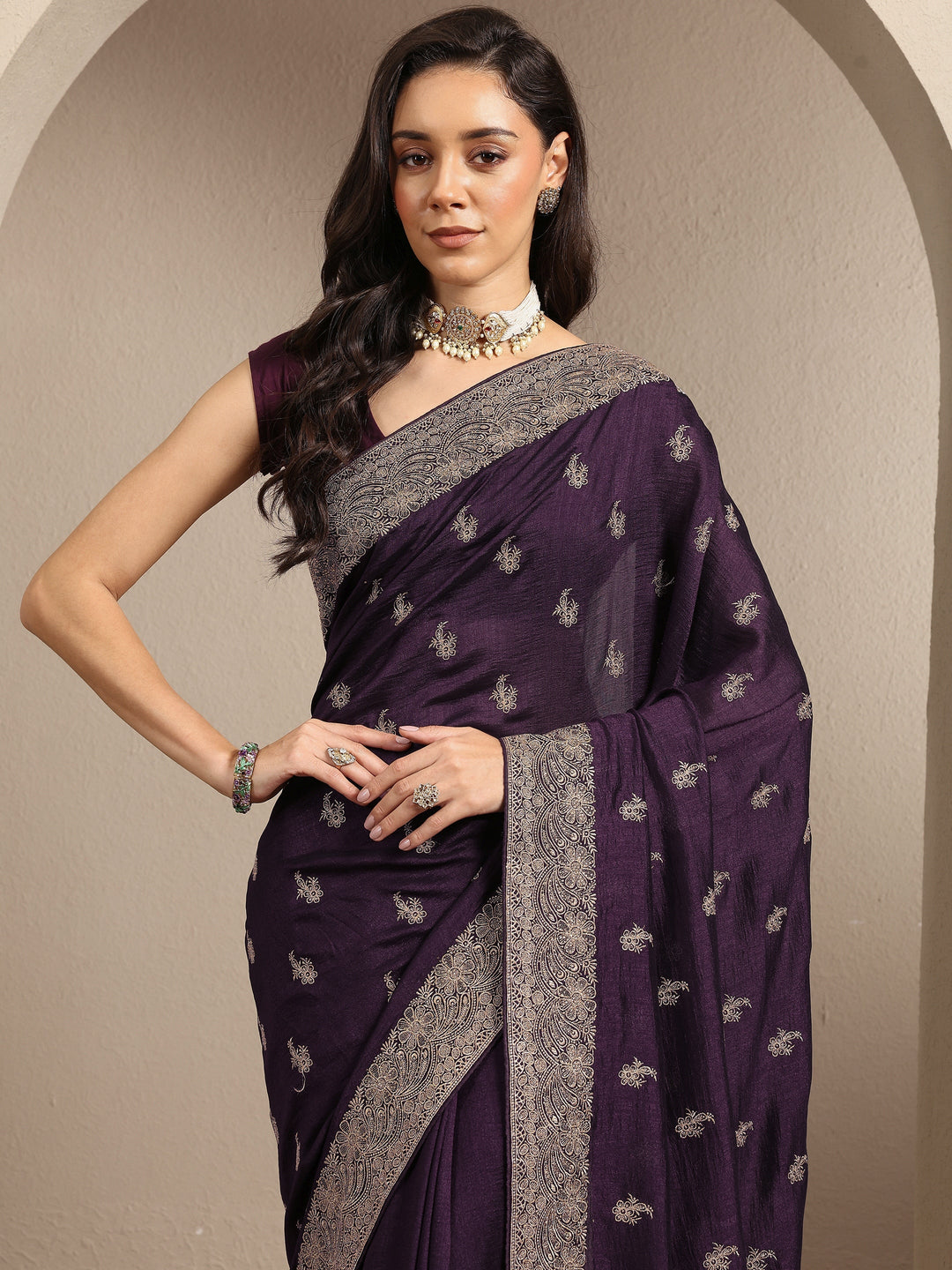Burgundy Embroidered Silk Blend Saree With Unstitched Blouse Piece