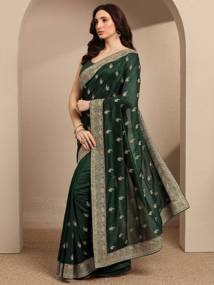 Green Embroidered Silk Blend Saree With Unstitched Blouse Piece