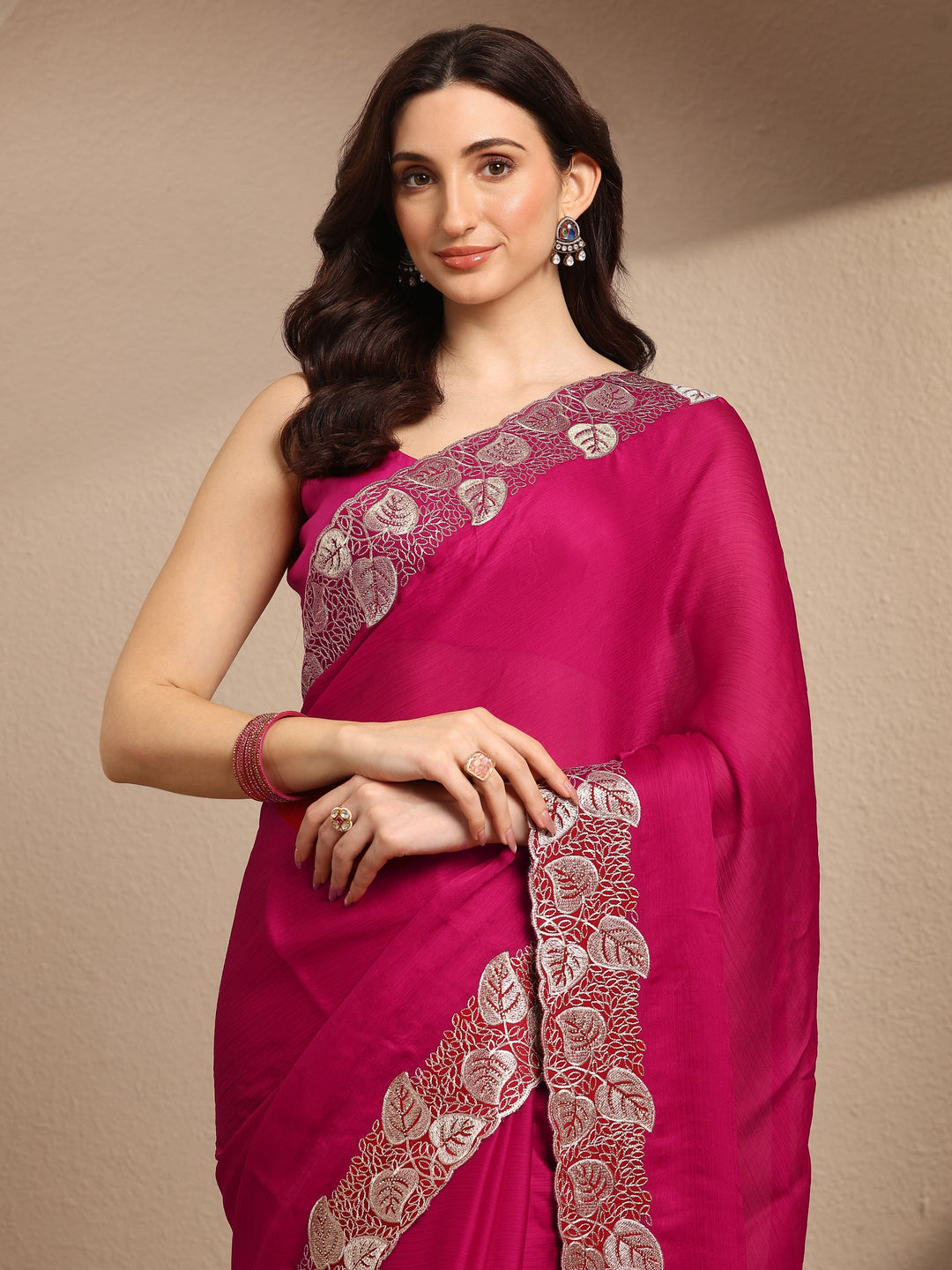 Pink Solid Silk Blend Saree With Unstitched Blouse Piece