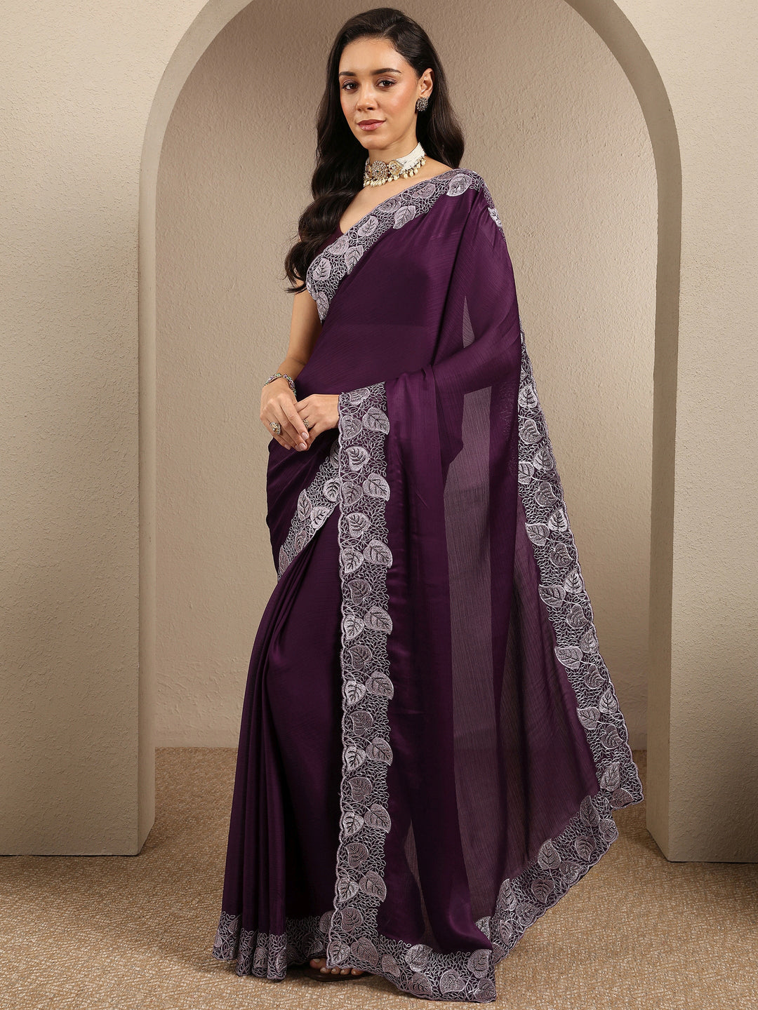 Burgundy Solid Silk Blend Saree With Unstitched Blouse Piece