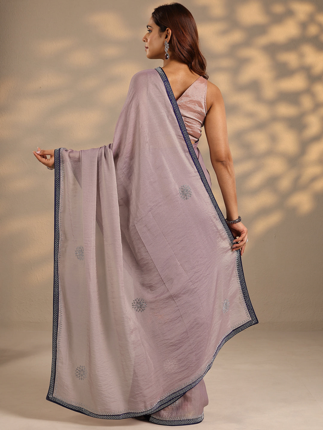 Lavender Embellished Organza Saree With Unstitched Blouse Piece