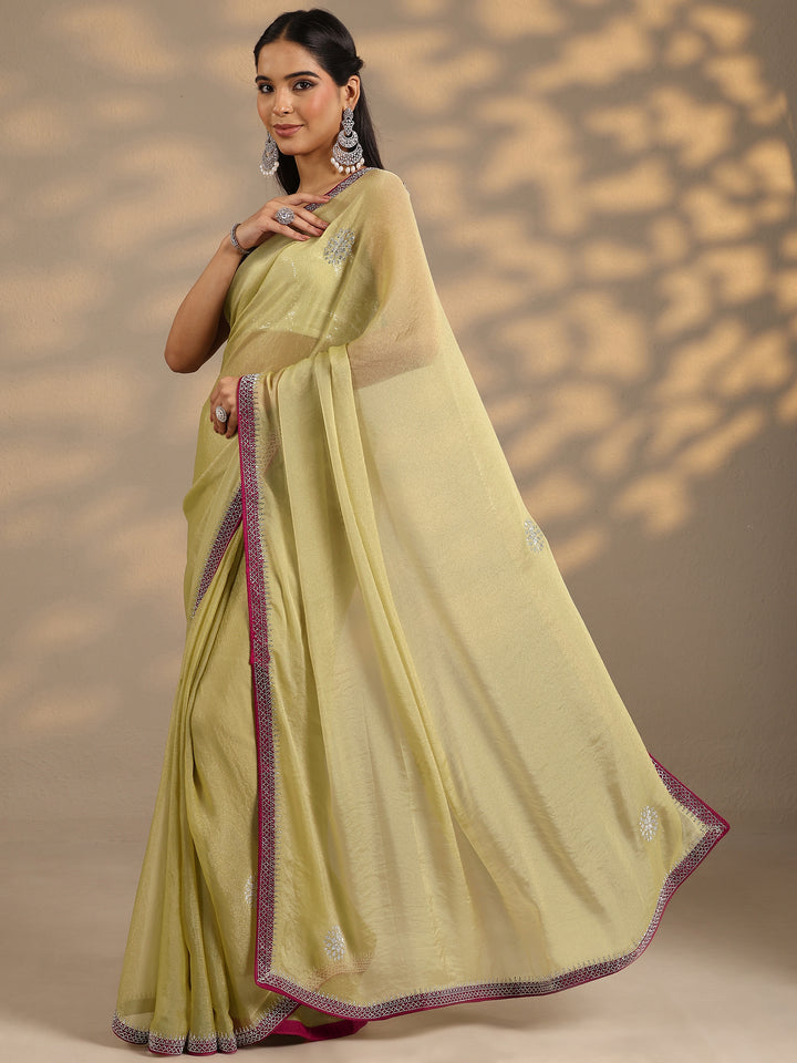 Green Embellished Organza Saree With Unstitched Blouse Piece
