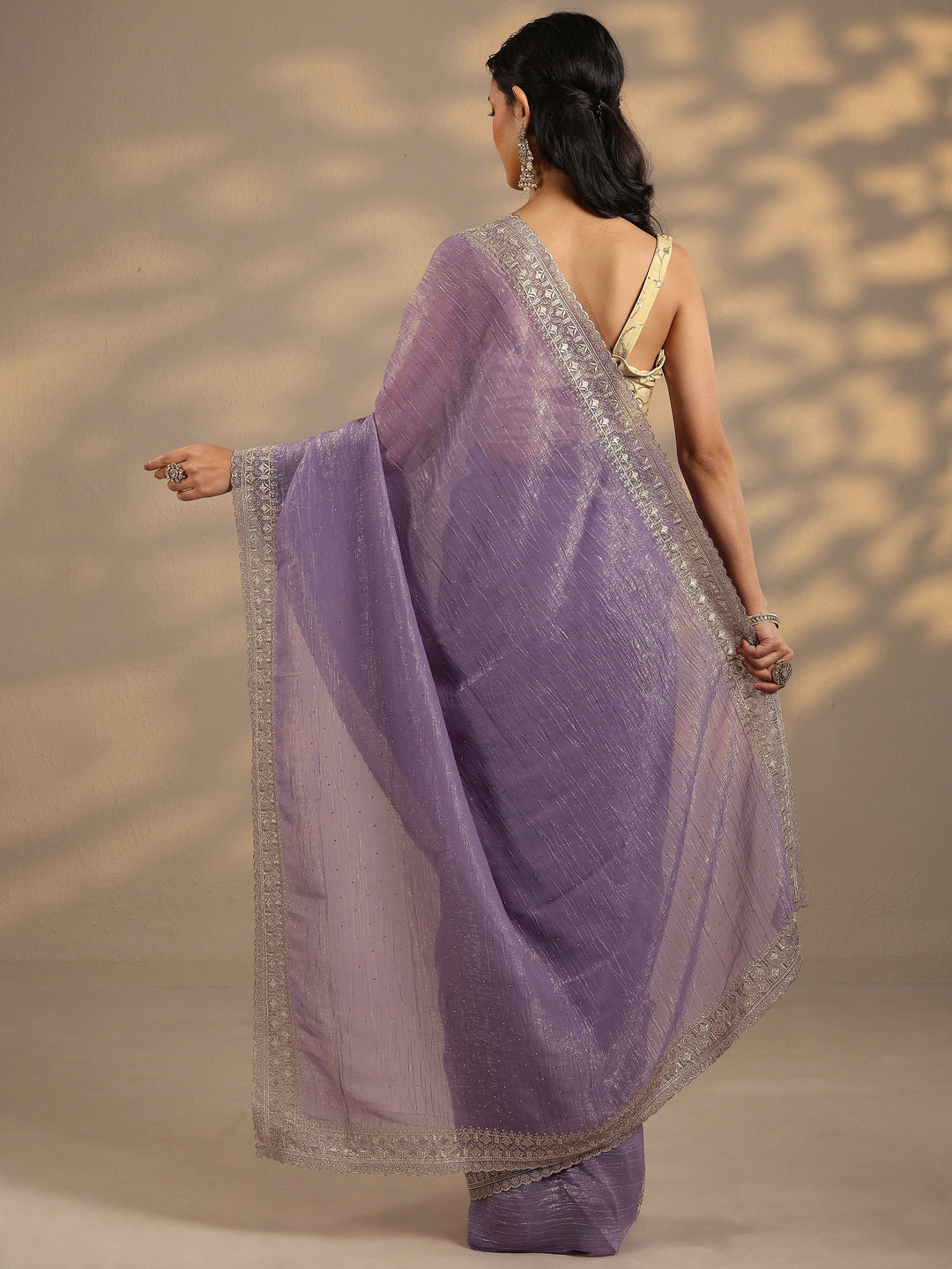 Lavender Embellished Silk Blend Saree With Unstitched Blouse Piece