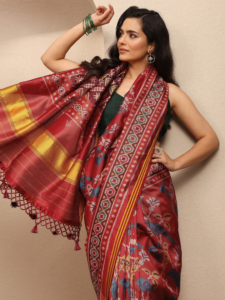 Orange Ikkat Printed Silk Blend Saree With Unstitched Blouse Piece