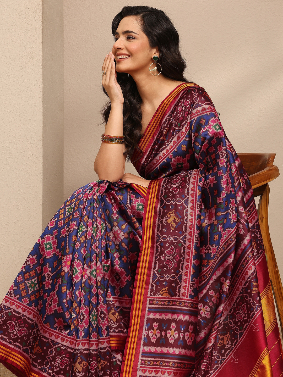 Blue Ikkat Printed Silk Blend Saree With Unstitched Blouse Piece