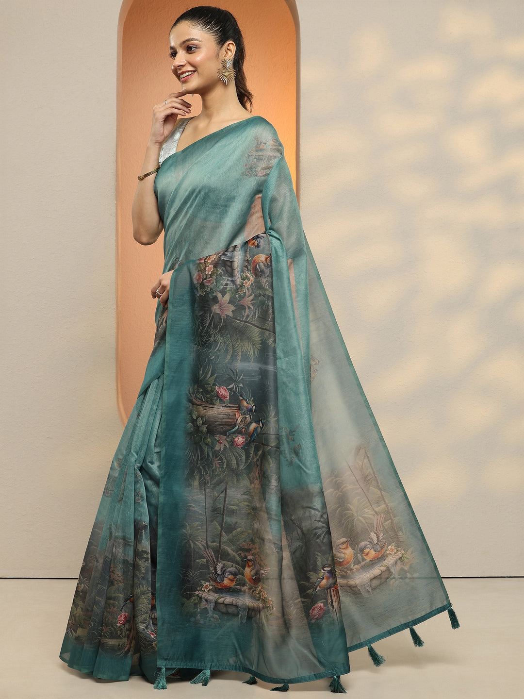 Green Printed Silk Blend Saree With Unstitched Blouse Piece