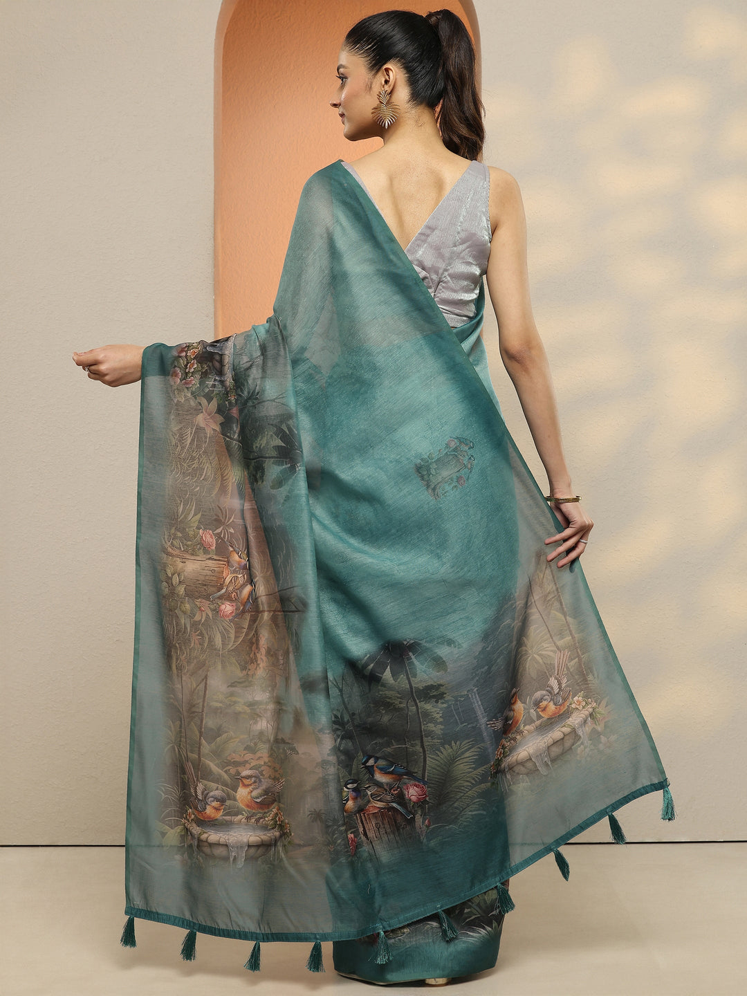 Green Printed Silk Blend Saree With Unstitched Blouse Piece