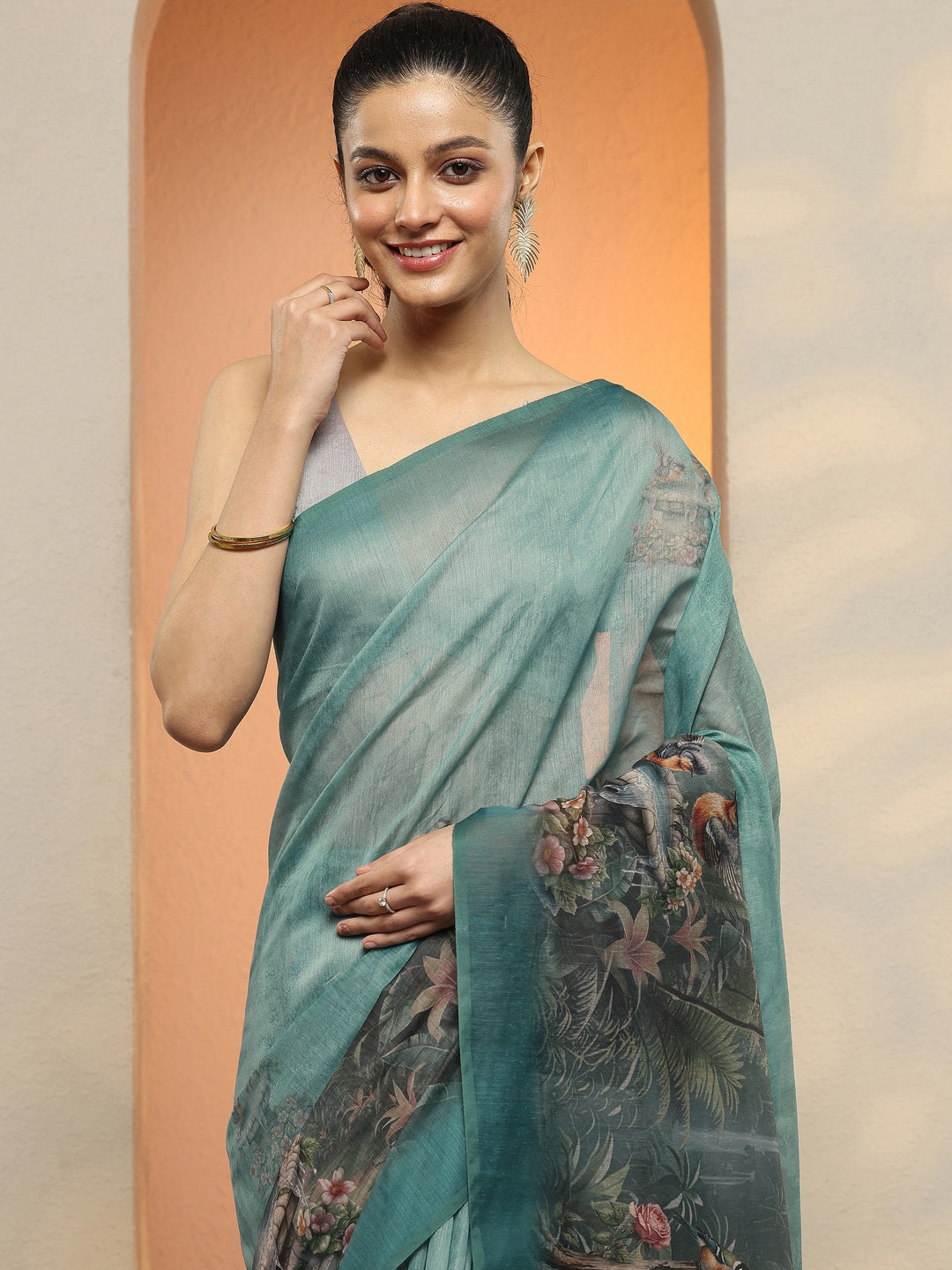 Green Printed Silk Blend Saree With Unstitched Blouse Piece