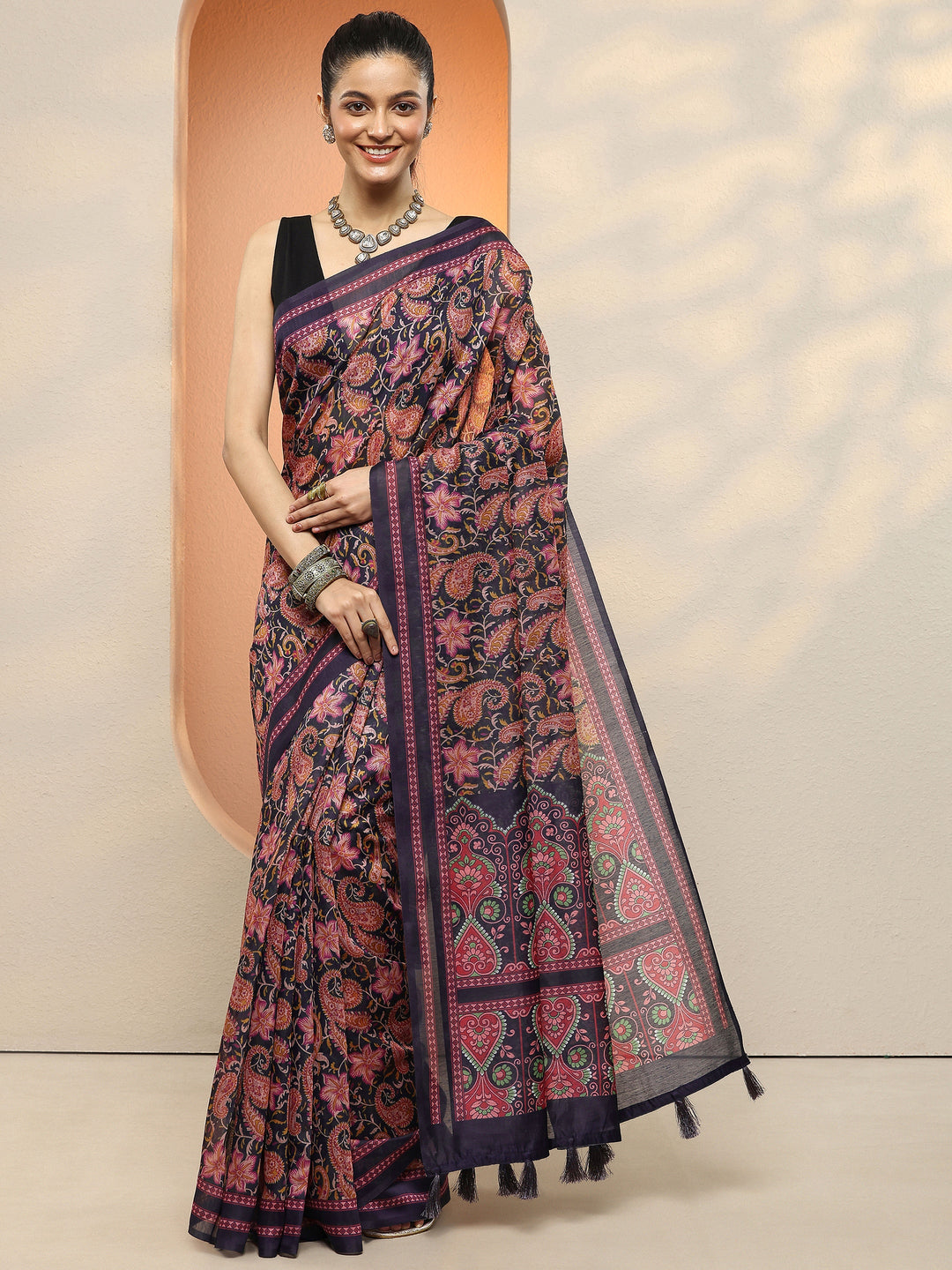 Purple Paisley Printed Sarees With Unstitched Blouse Piece