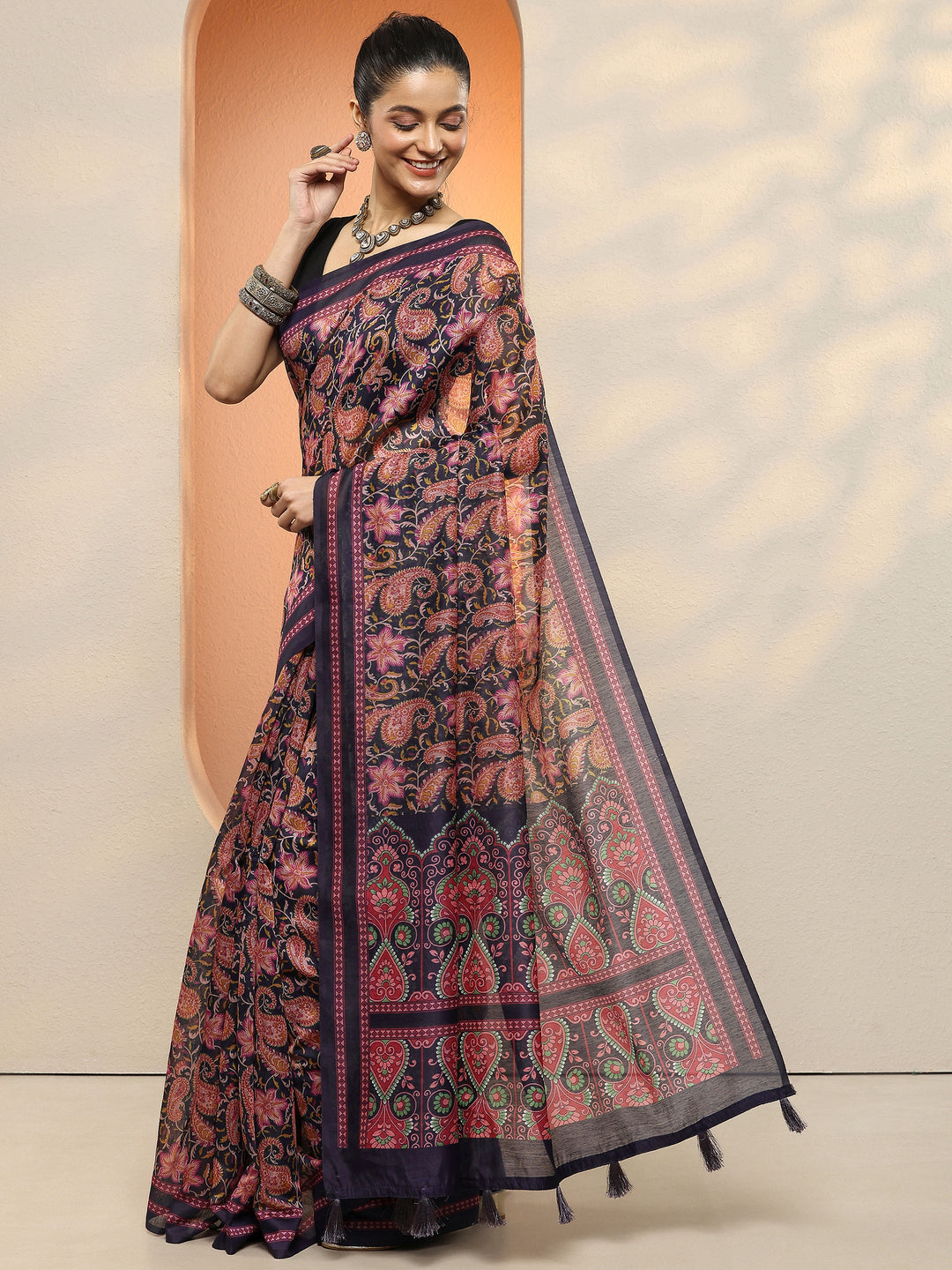 Purple Paisley Printed Sarees With Unstitched Blouse Piece