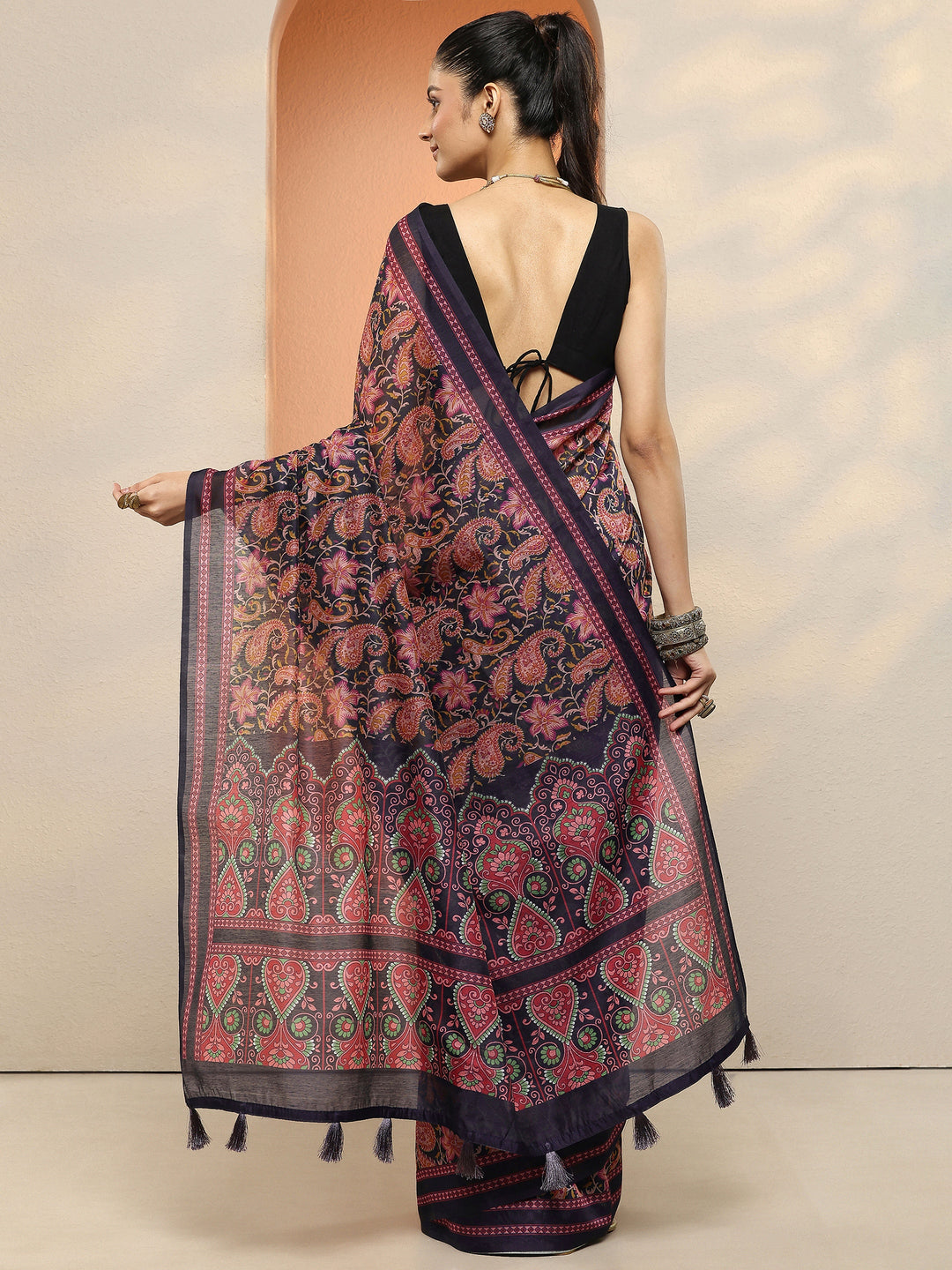 Purple Paisley Printed Sarees With Unstitched Blouse Piece