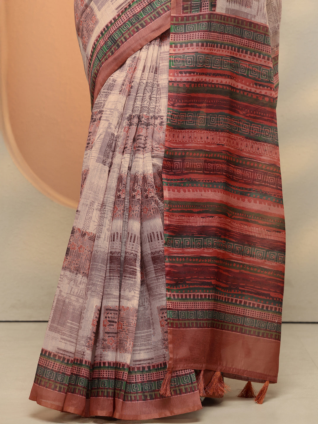 Brown Printed Silk Blend Saree With Unstitched Blouse Piece
