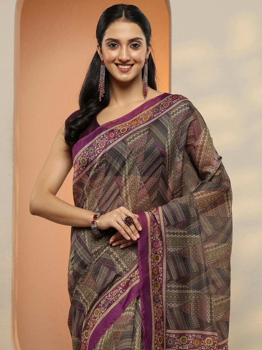 Multi Geometric Printed Silk Blend Saree With Unstitched Blouse Piece