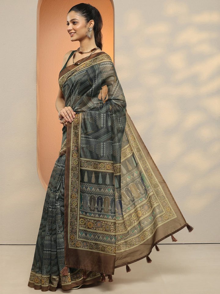 Green Geometric Printed Silk Blend Saree With Unstitched Blouse Piece