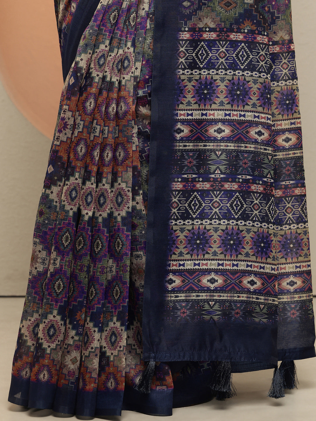 Navy Blue Printed Silk Blend Saree With Unstitched Blouse Piece
