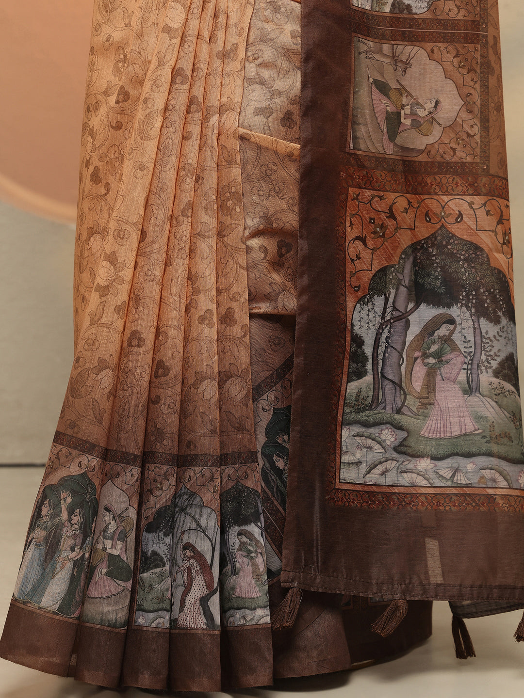Brown Printed Silk Blend Saree With Unstitched Blouse Piece