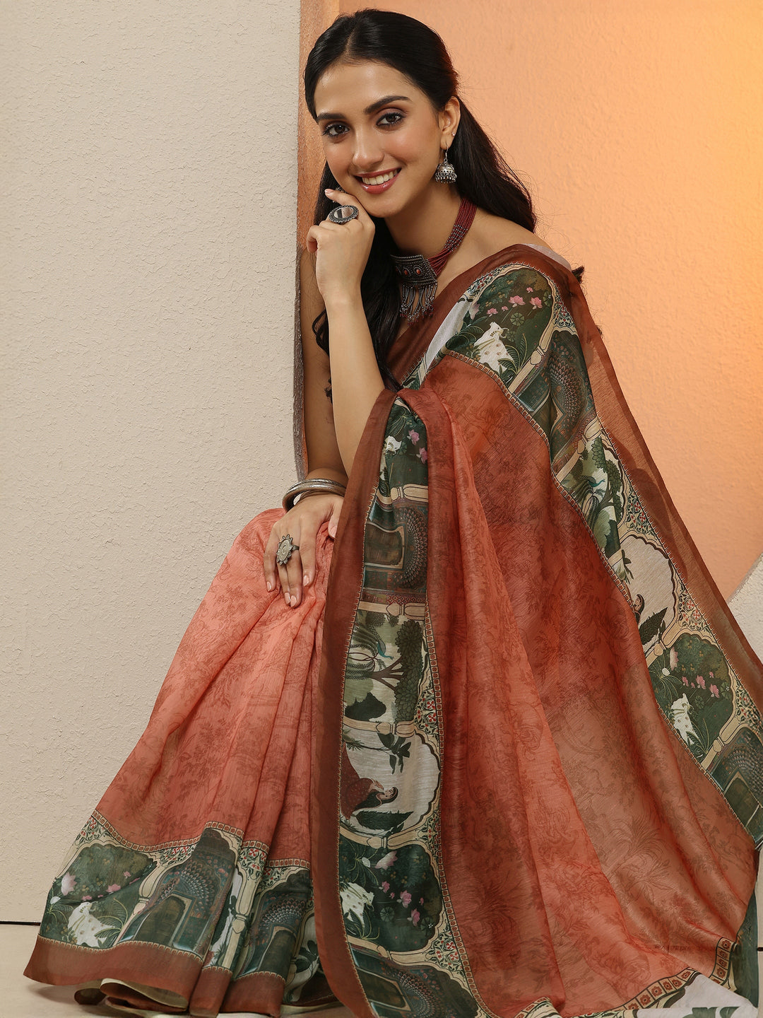 Peach Printed Silk Blend Saree With Unstitched Blouse Piece