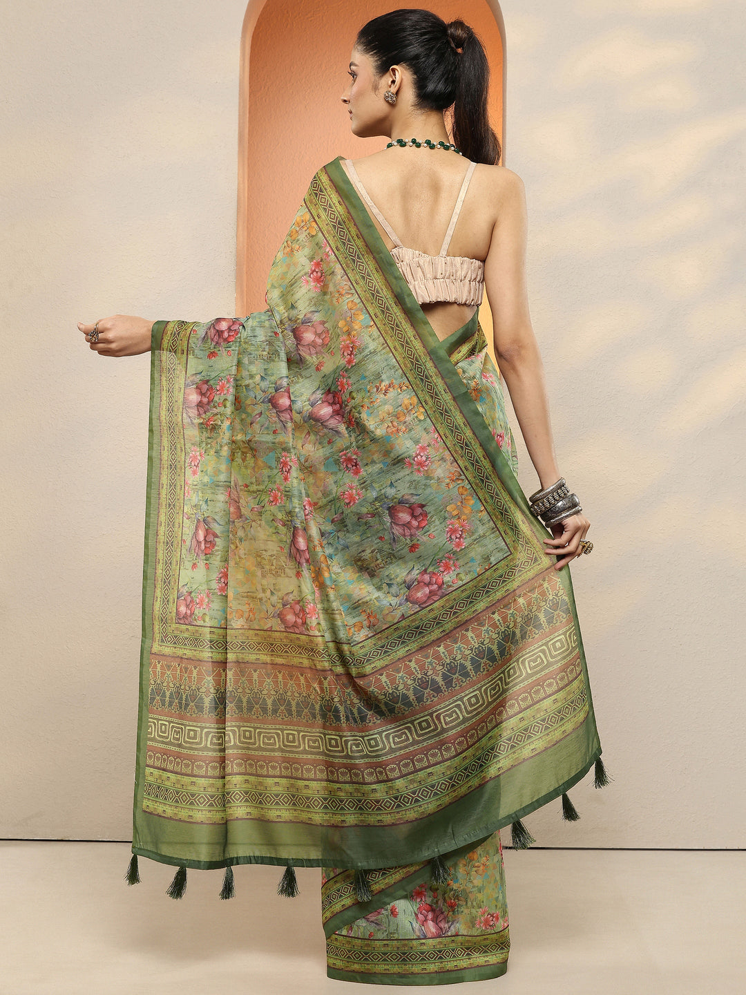 Green Printed Silk Blend Sarees With Unstitched Blouse Piece