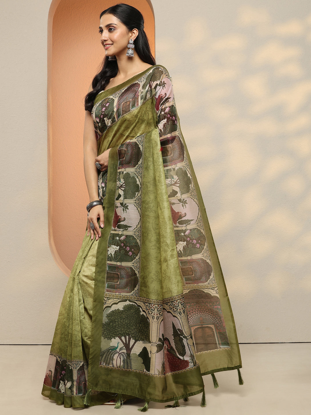 Green Printed Silk Blend Saree With Unstitched Blouse Piece