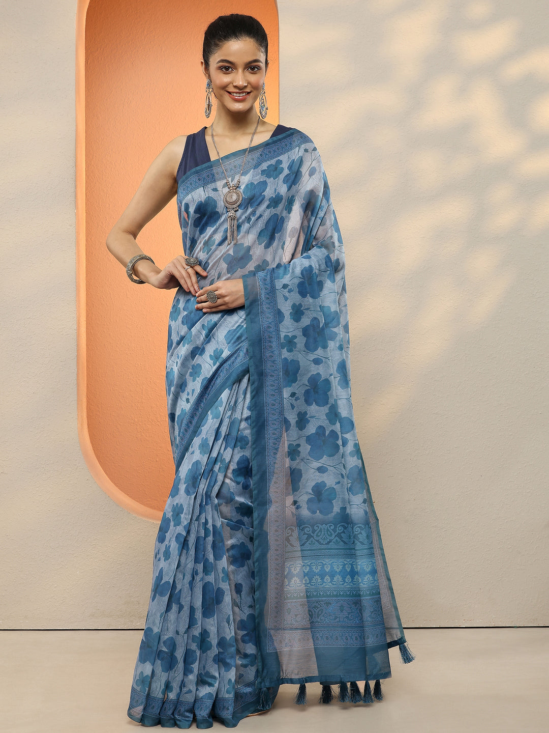 Blue Printed Silk Blend Sarees With Unstitched Blouse Piece