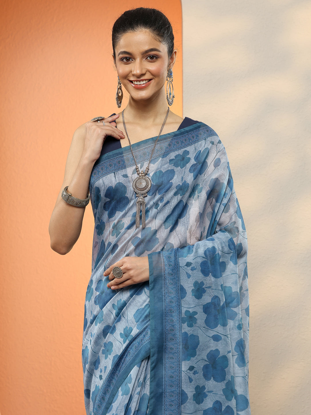 Blue Printed Silk Blend Sarees With Unstitched Blouse Piece