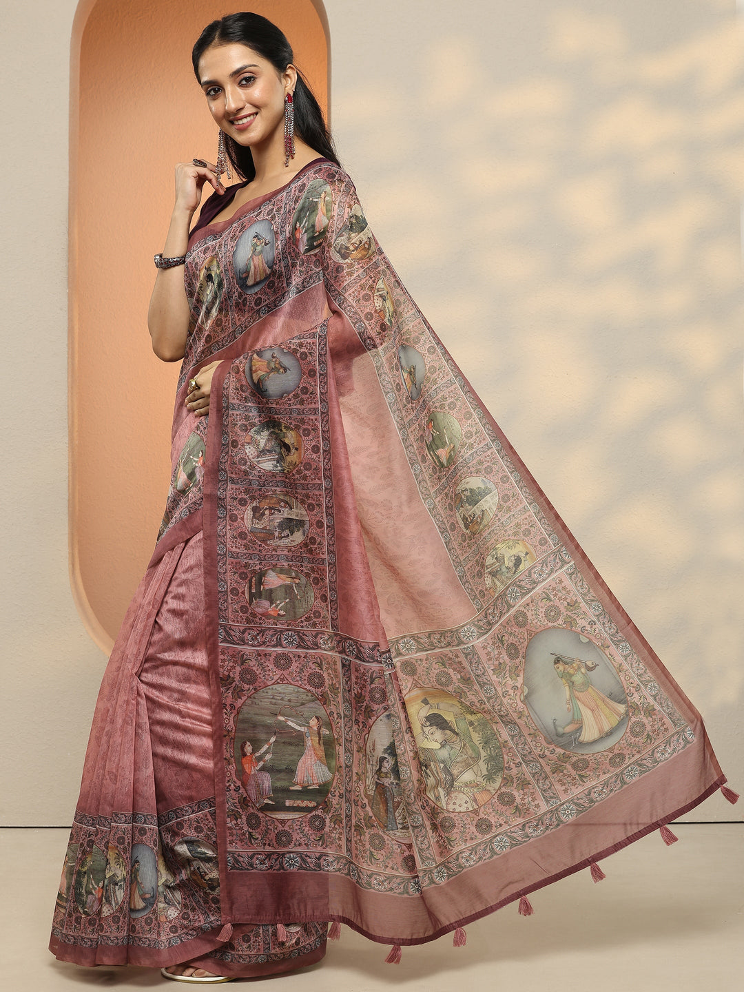 Peach Printed Silk Blend Saree With Unstitched Blouse Piece